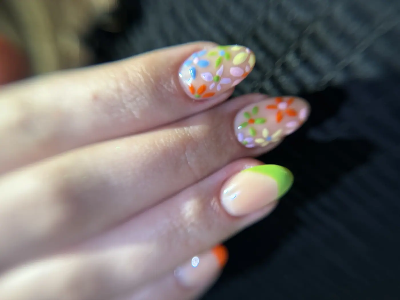 Freehand nail art